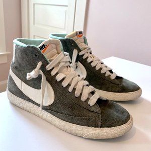 Nike x J.Crew Green Women's Suede Blazer Mid Vintage Sneakers